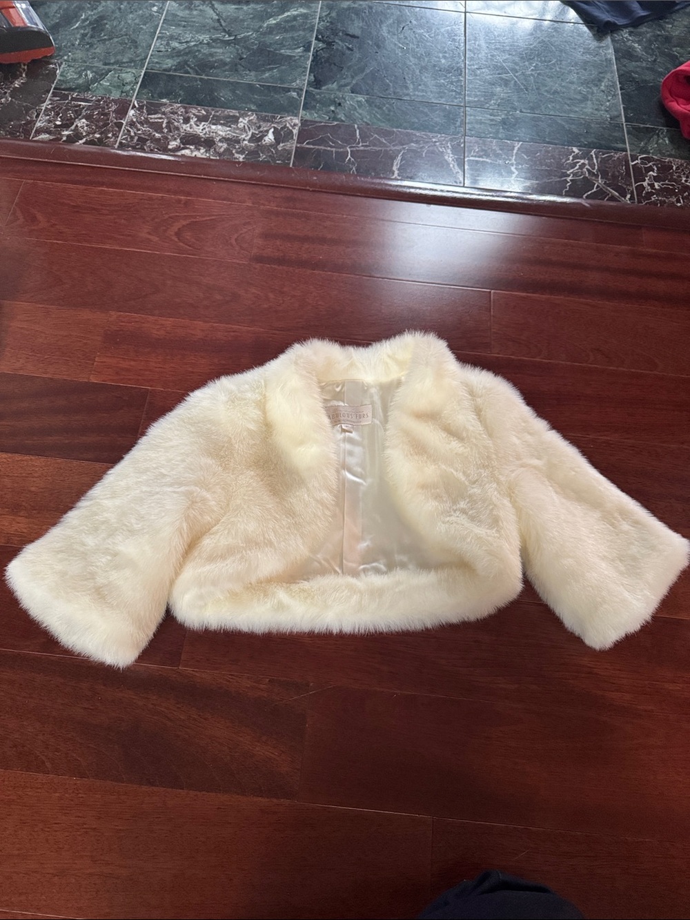 cupcakes & cashmere Girls' Ivory Faux Fur Bolero Jacket